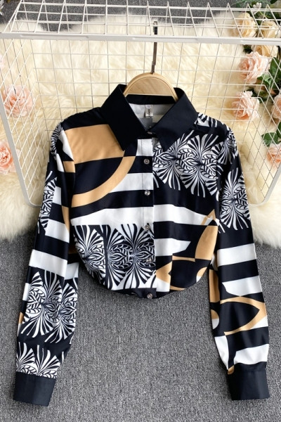 Színes női ing klasszikus gallérral