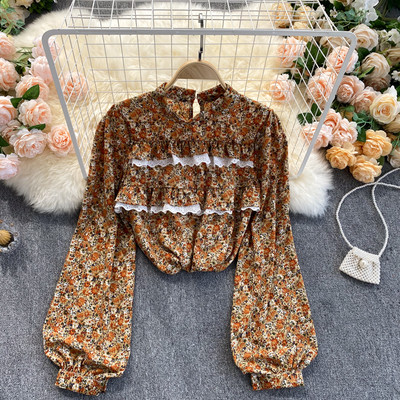 Lillemustri ja pikkade varrukatega naiste vabaaja särk