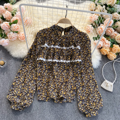 Lillemustri ja pikkade varrukatega naiste vabaaja särk