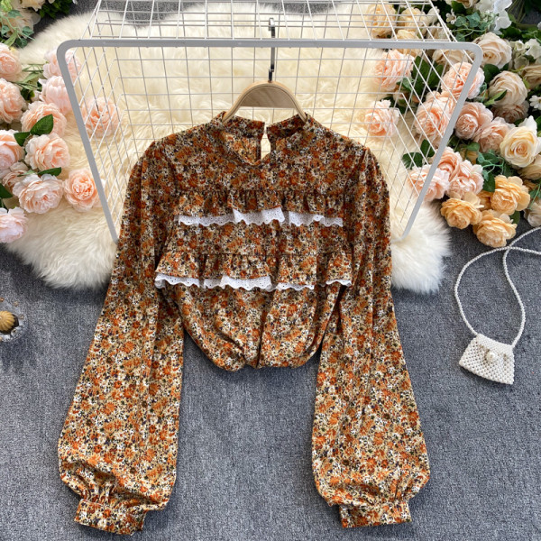 Lillemustri ja pikkade varrukatega naiste vabaaja särk