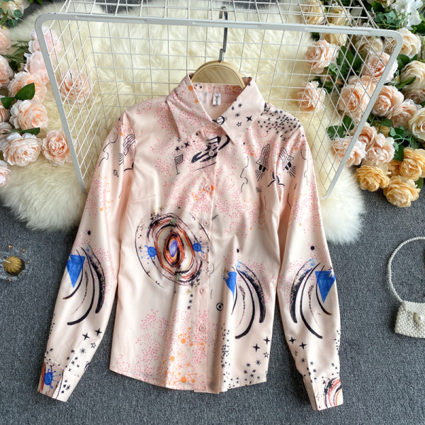 Modern női ing mintával és klasszikus gallérral