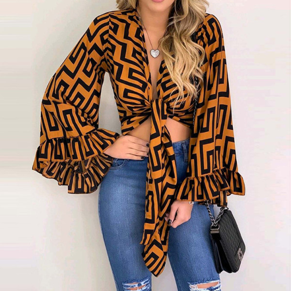 Új modell női ing geometrikus mintával és széles ujjakkal