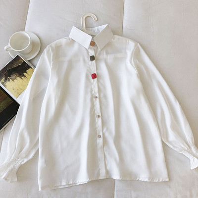 Modern női ing színes gombokkal