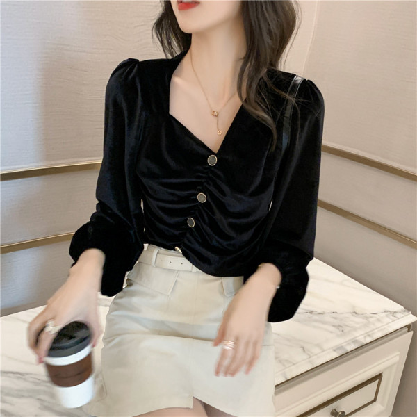 Дамска риза с шпиц деколте и копчета в кафяв цвят