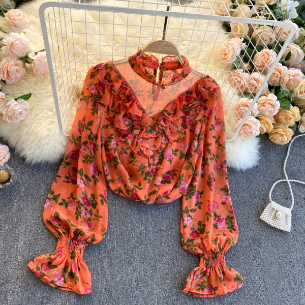 Modern női ing virágmintával és alacsony gallérral