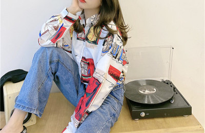 Uue mudeli klassikalise krae ja pikkade varrukatega naiste särk