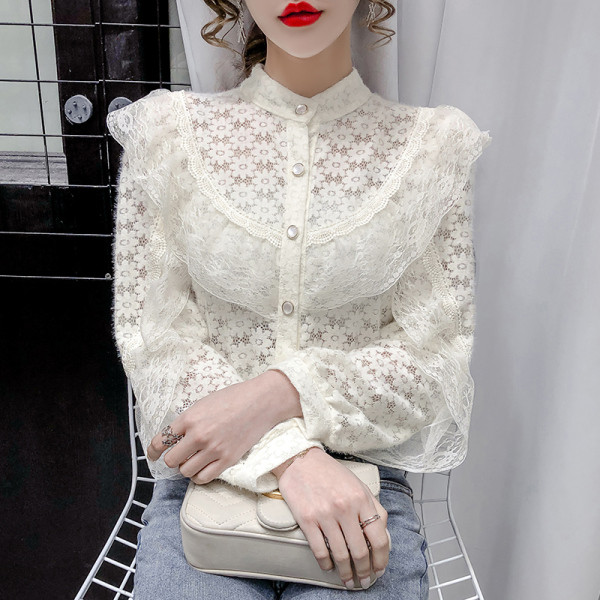 Ženska moderna košulja s gumbima i čipkom u bijeloj boji