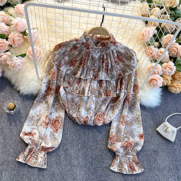 Moodne lillemustri ja nööpidega naiste särk