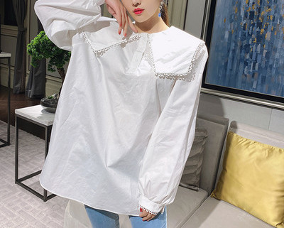 Női ing kerek nyakkivágással és gombokkal széles modell