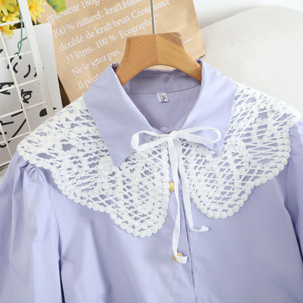 Stílusos női ing csipkével