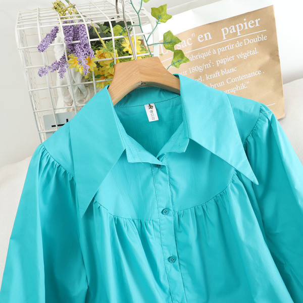 Női ing hosszú ujjal és gombokkal