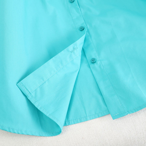 Női ing hosszú ujjal és gombokkal