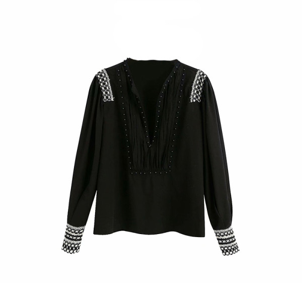 Γυναικείο μαύρο πουκάμισο με βαθύ ντεκολτέ