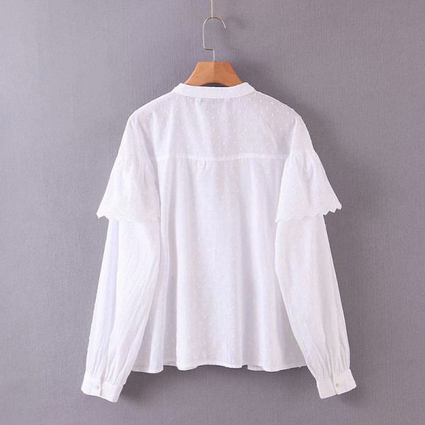 Női alkalmi fehér ing fürtökkel