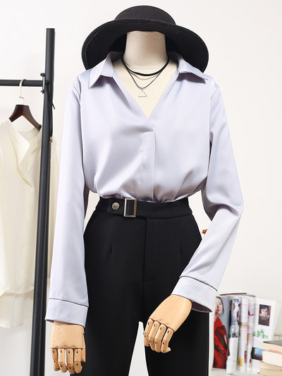 Νέο μοντέλο γυναικείο πουκάμισο με λαιμόκοψη - ρετρό στιλ