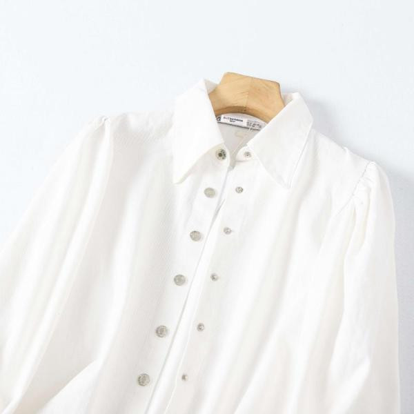 Дамска риза широк модел в бял цвят