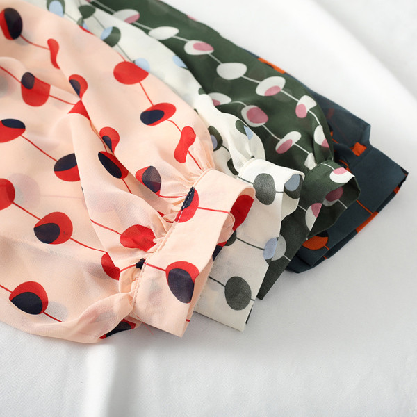 Moodne naiste täpiline madala krae ja paeltega särk