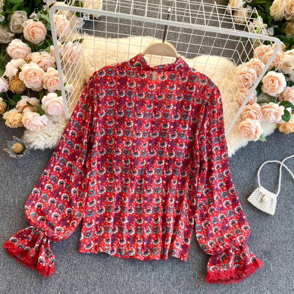 Camasa de dama colorata cu guler clasic si dantela