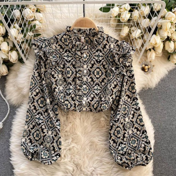 Ženska košulja u boji sa širokim rukavima