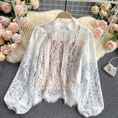 Női csipke ing alacsony gallérral