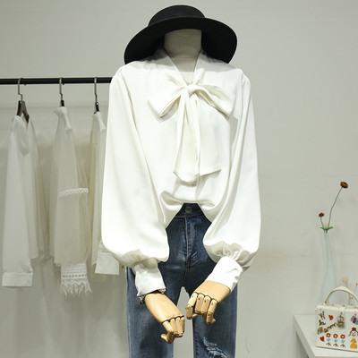 Modern női ing széles ujjal és szalaggal