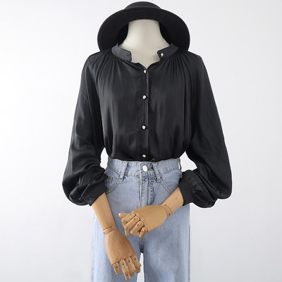 Cămașă de damă cu decolteu rotund și mâneci largi