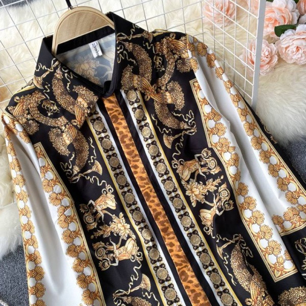 Stílusos női ing klasszikus gallérral