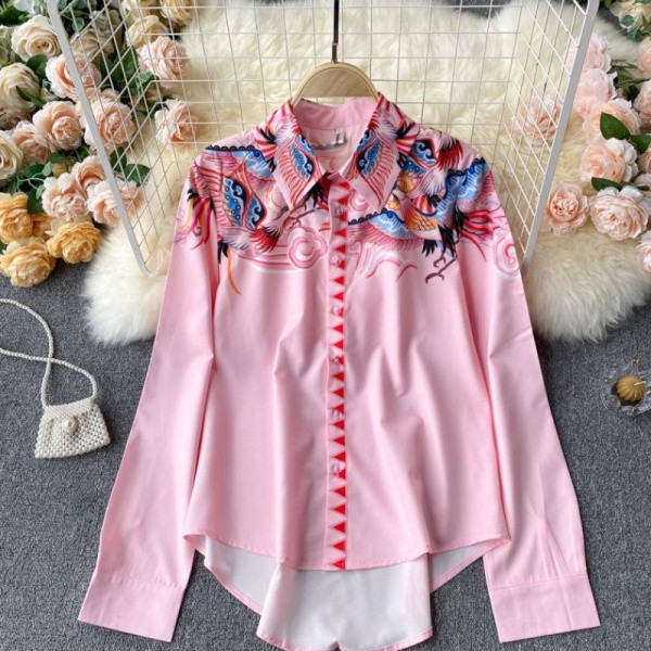 Stiilne roosa klassikalise kraega naiste särk