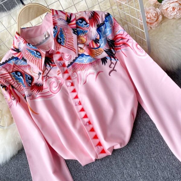 Stiilne roosa klassikalise kraega naiste särk