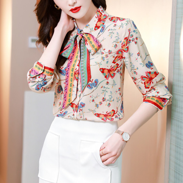 Női ing színes mintával és szalaggal