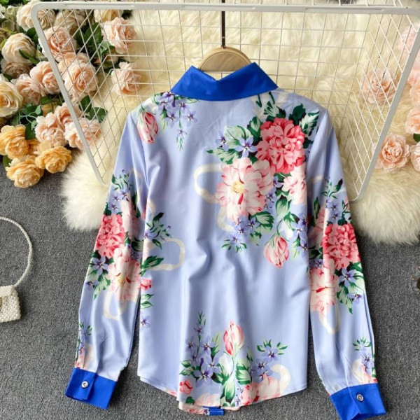 Μοντέρνο γυναικείο πουκάμισο με λουλούδια μοτίβα