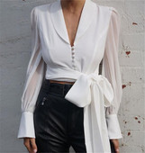 Rövid sifon ing derékban megkötővel és puffos ujjal