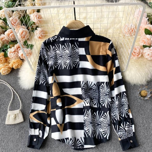 Moodne naiste särk klassikalise kaelusega musta värvi