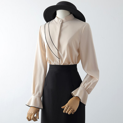 Γυναικείο πουκάμισο νέο μοντέλο με χαμηλό κολάρο και μανίκια λωτού