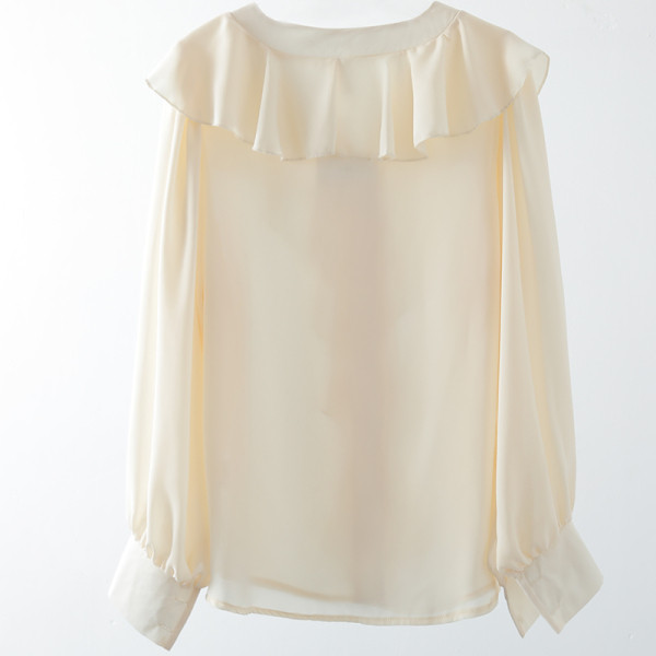 Elegáns női ing spitz nyakkivágással és fürtökkel