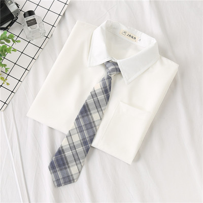 Moteriški marškiniai su kaklaraiščiu ir klasikine baltos spalvos apykakle