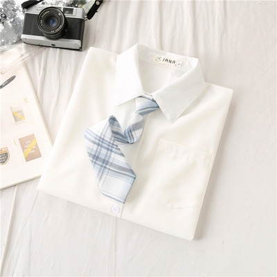 Moteriški marškiniai su kaklaraiščiu ir klasikine baltos spalvos apykakle