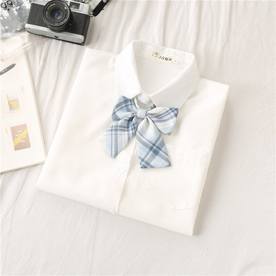 Moteriški marškiniai su kaklaraiščiu ir klasikine baltos spalvos apykakle