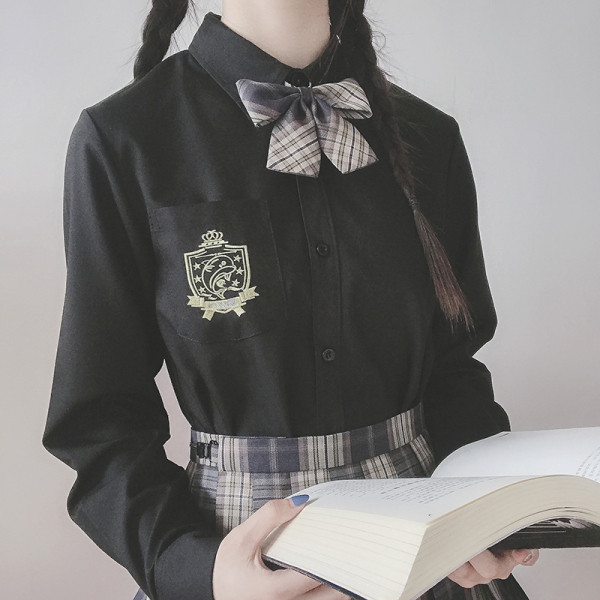 Női alkalmi ing szalaggal és hímzéssel