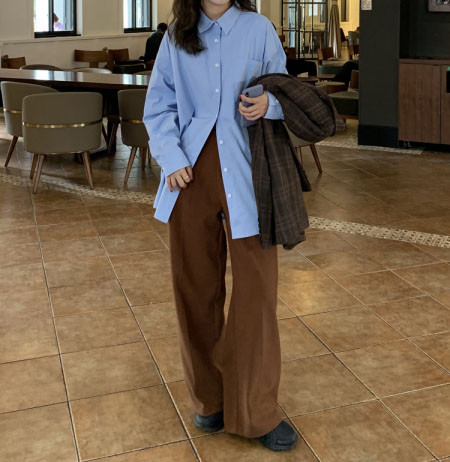 Naiste särgi lai taskuga mudel