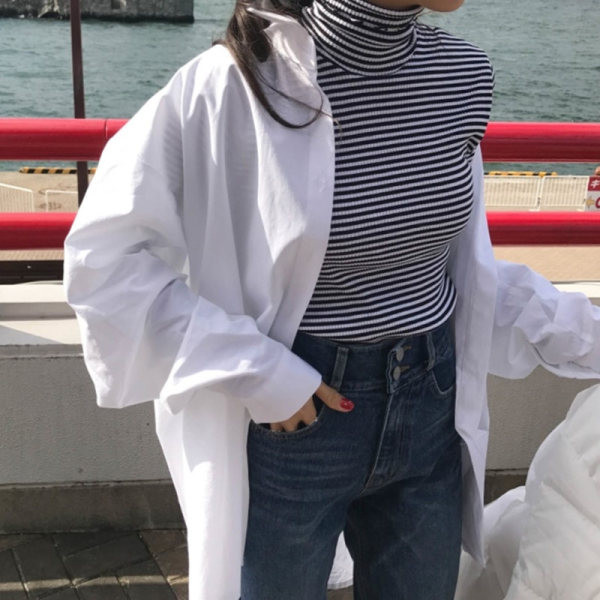 Női ing gombokkal - széles modell fehér színben