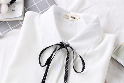 Modern női ing fehér szalaggal