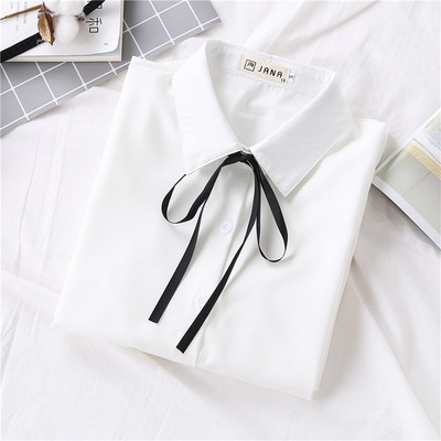 Modern női ing fehér szalaggal