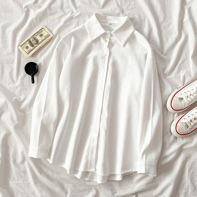 Paks kevad-sügissärgi klassikaline mudel - palju värve