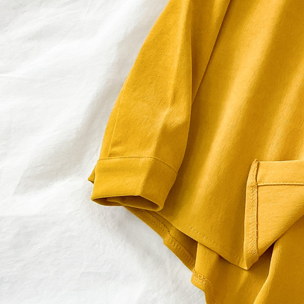 Paks kevad-sügissärgi klassikaline mudel - palju värve