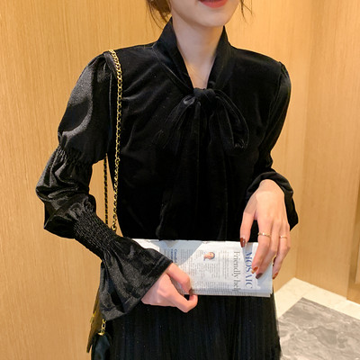 Moodne naiste musta värvi sametsärk