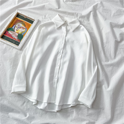 Γυναικείο πουκάμισο κλασικό μοντέλο με κουμπιά και κλασικό κολάρο