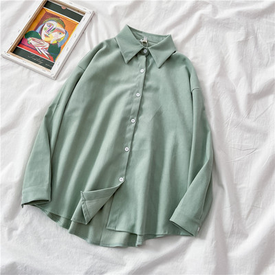 Γυναικείο πουκάμισο κλασικό μοντέλο με κουμπιά και κλασικό κολάρο