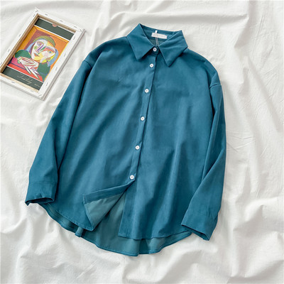 Γυναικείο πουκάμισο κλασικό μοντέλο με κουμπιά και κλασικό κολάρο