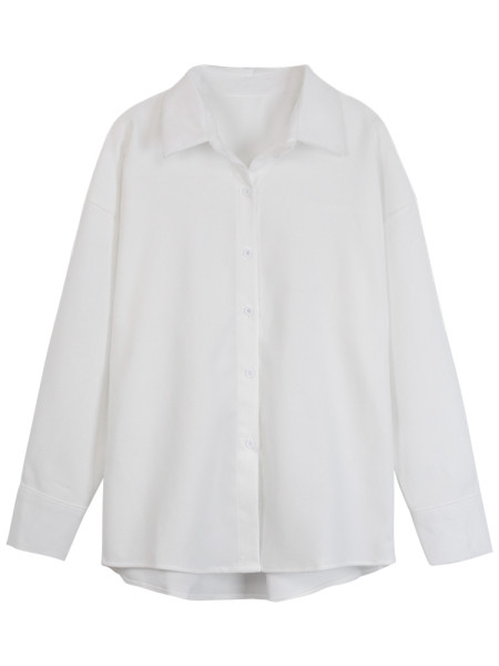 Klassikalise krae ja nööpidega vabaaja särk